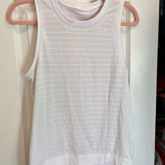 Lululemon Breeze By Myscle Tank II - Picture 2 of 4
